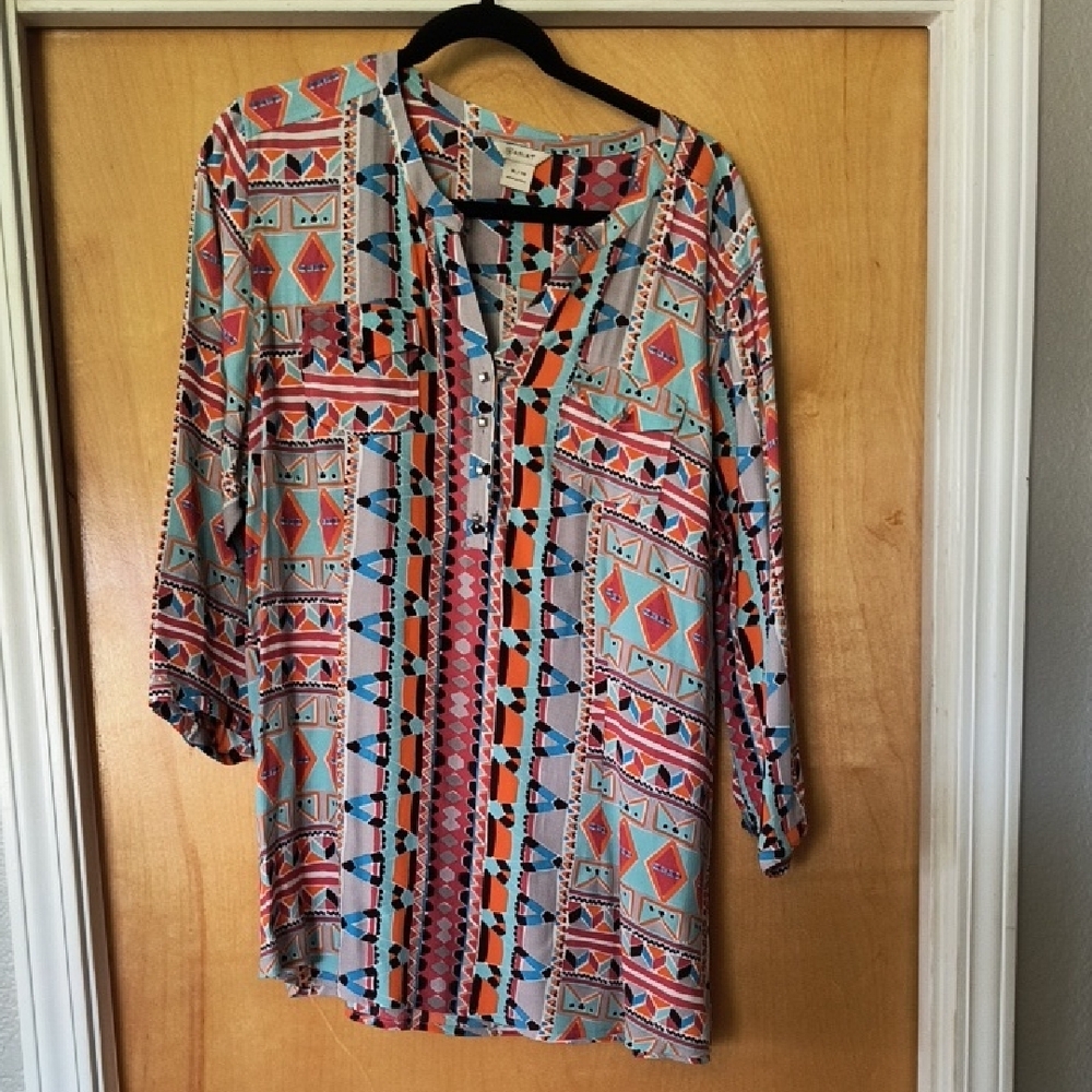 Colorful Geometric Print Blouse